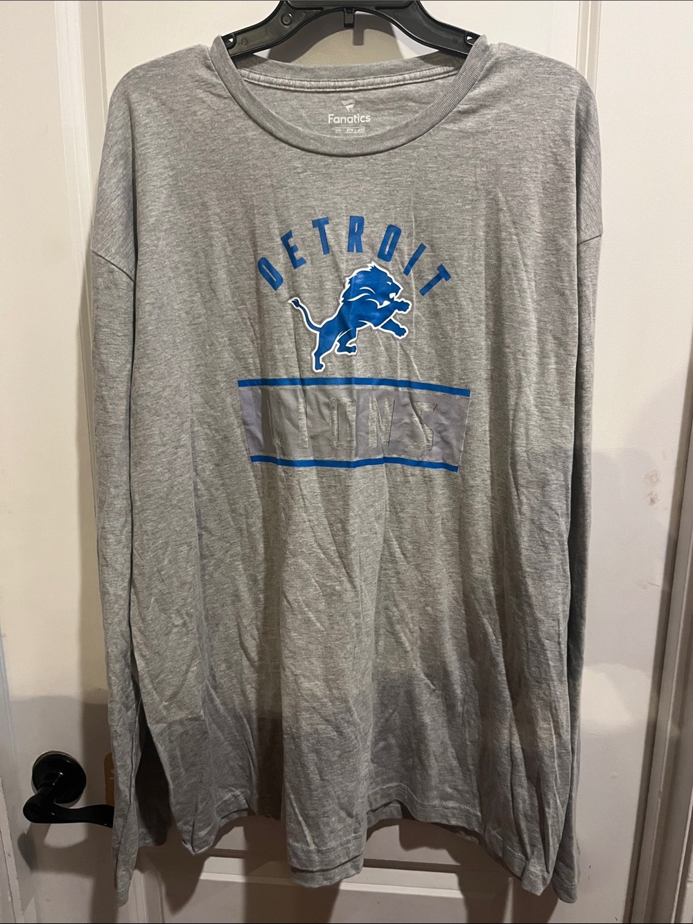 Fanatics Detroit Lions Long Sleeve Tee in Gray and Blue